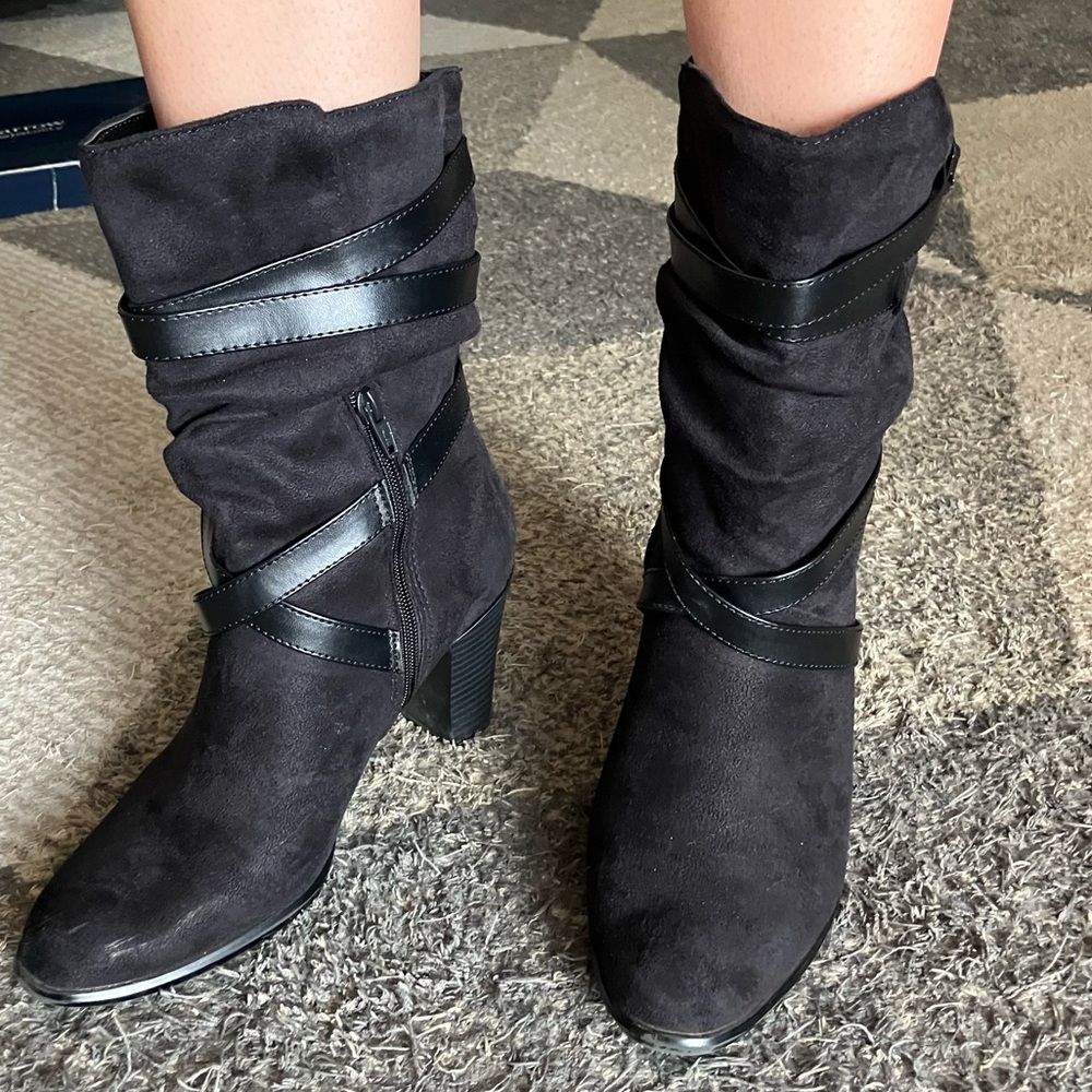 Croft & Barrow Women’s 8.5 Black Faux Suede Heeled Boots